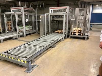 Overview picture of Inter system Compact 128 Pallet stacker